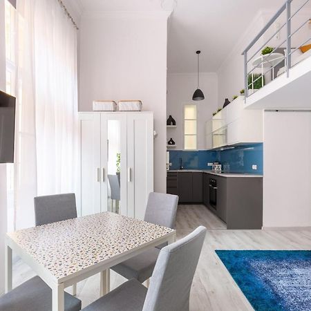 Standard Apartment By Hi5-Relax With Style Studio Budapesta Exterior foto