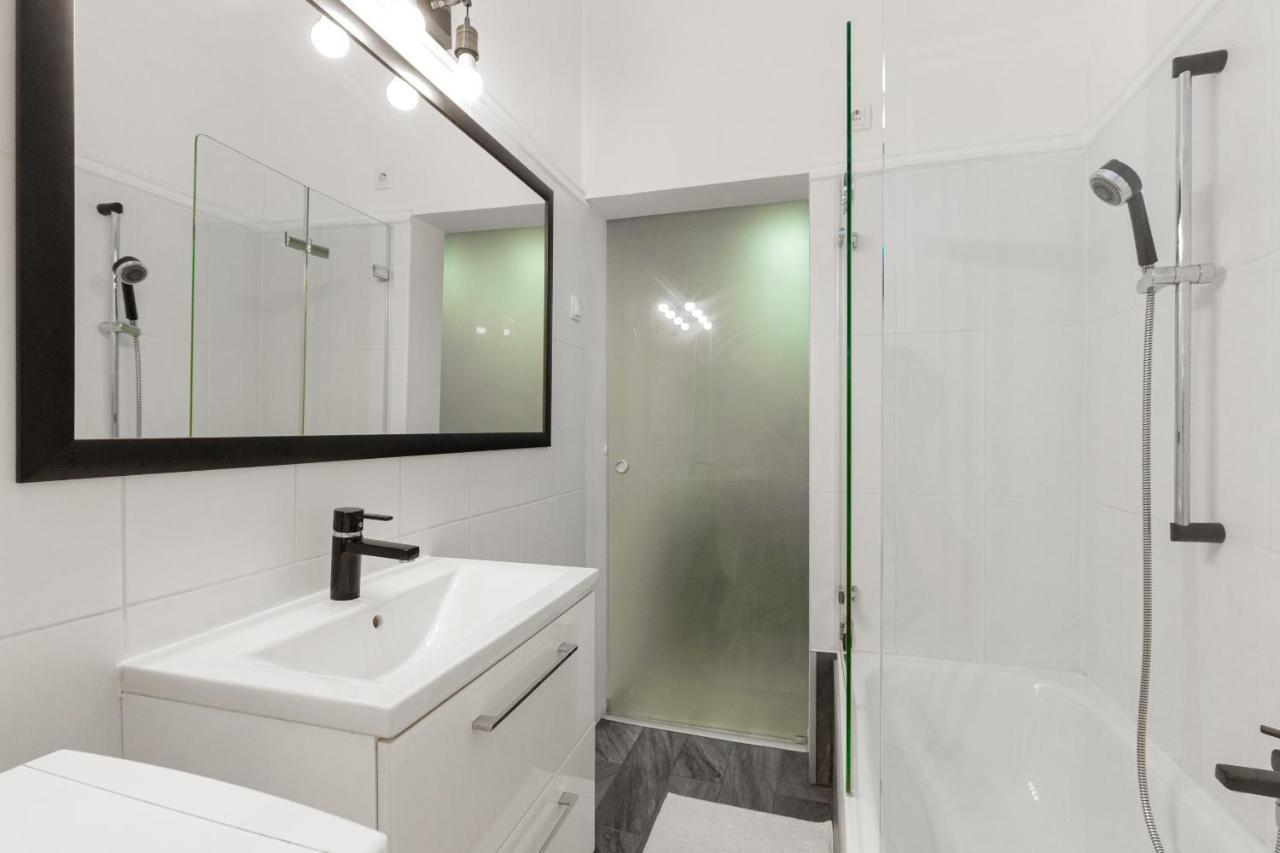 Standard Apartment By Hi5-Relax With Style Studio Budapesta Exterior foto